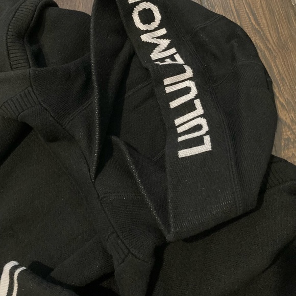 Lululemon Soothe Away Hoodie - Sz 6 - Picture 2 of 4